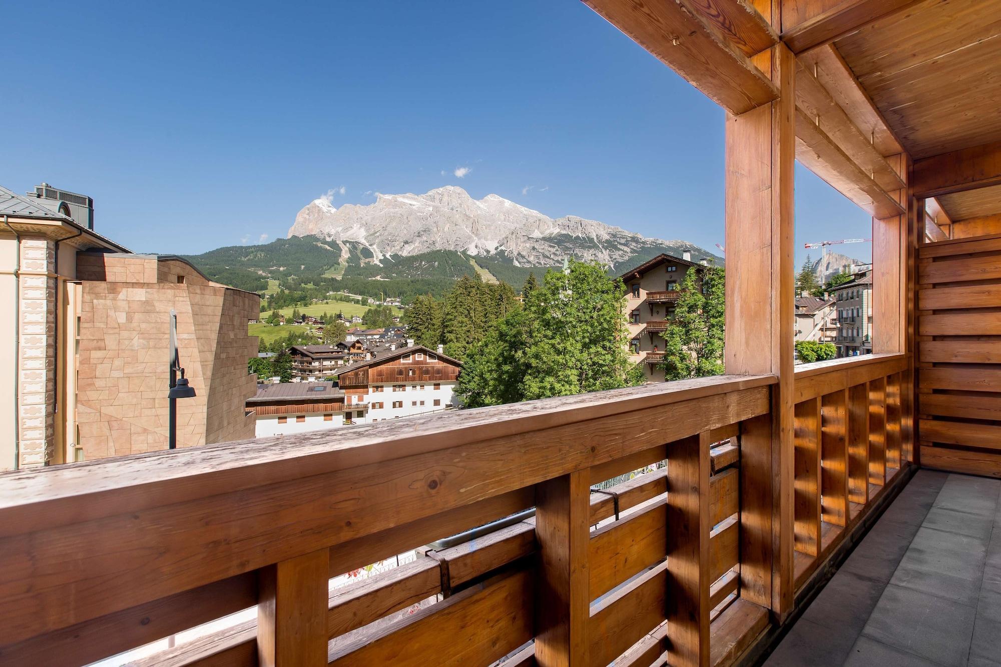Radisson Residences Savoia Palace Cortina d’Ampezzo Esterno foto