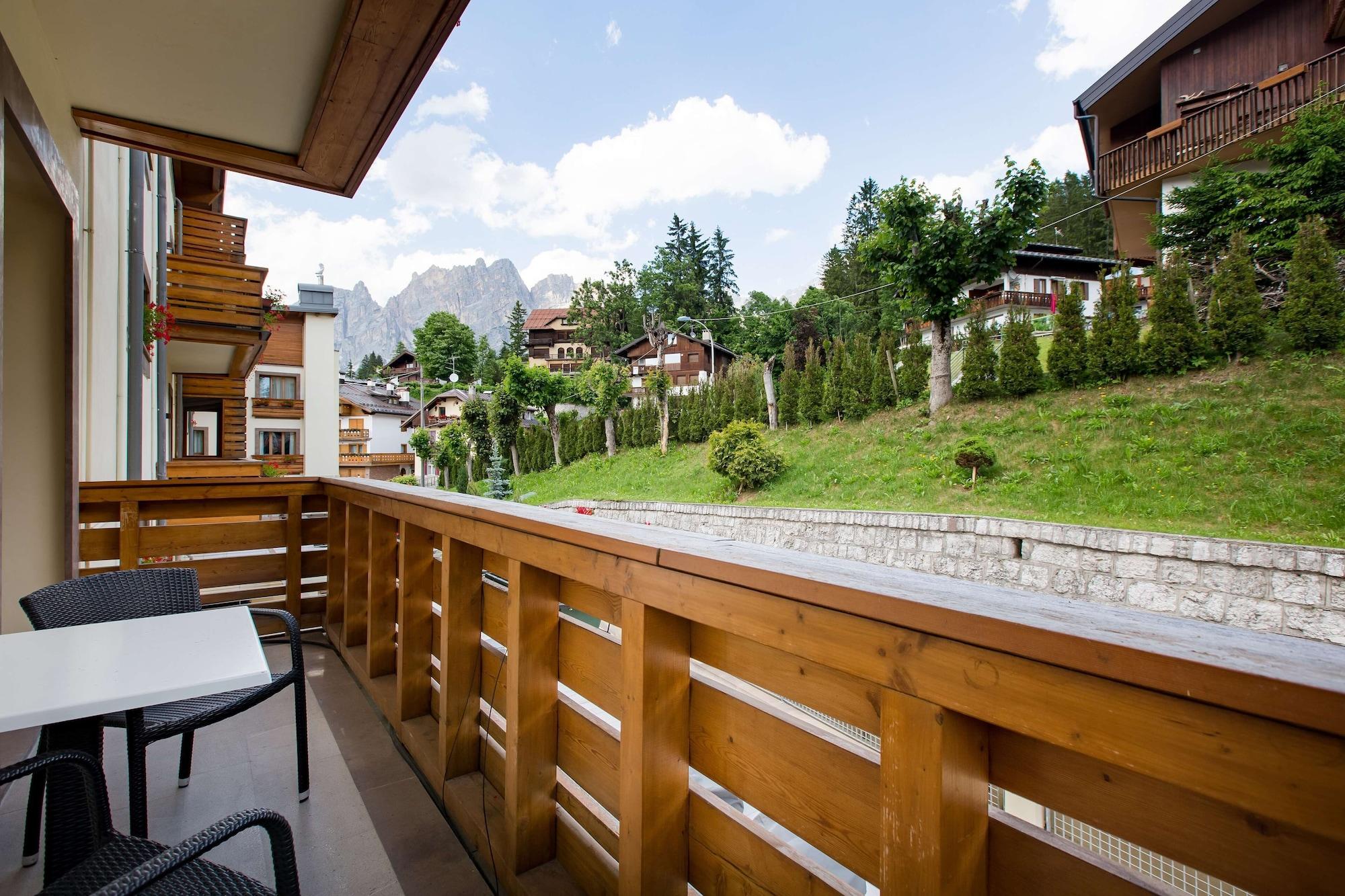 Radisson Residences Savoia Palace Cortina d’Ampezzo Esterno foto