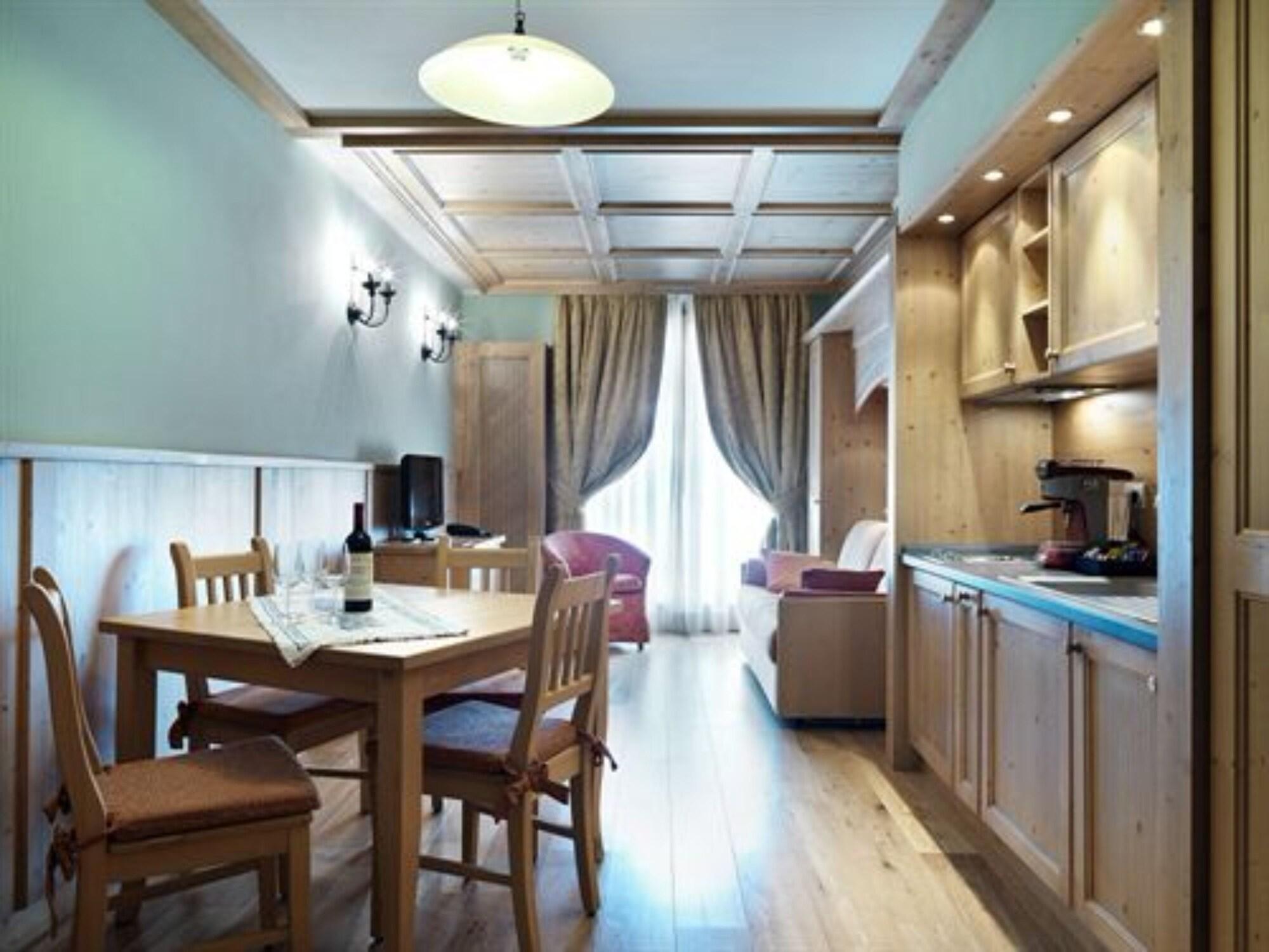 Radisson Residences Savoia Palace Cortina d’Ampezzo Esterno foto