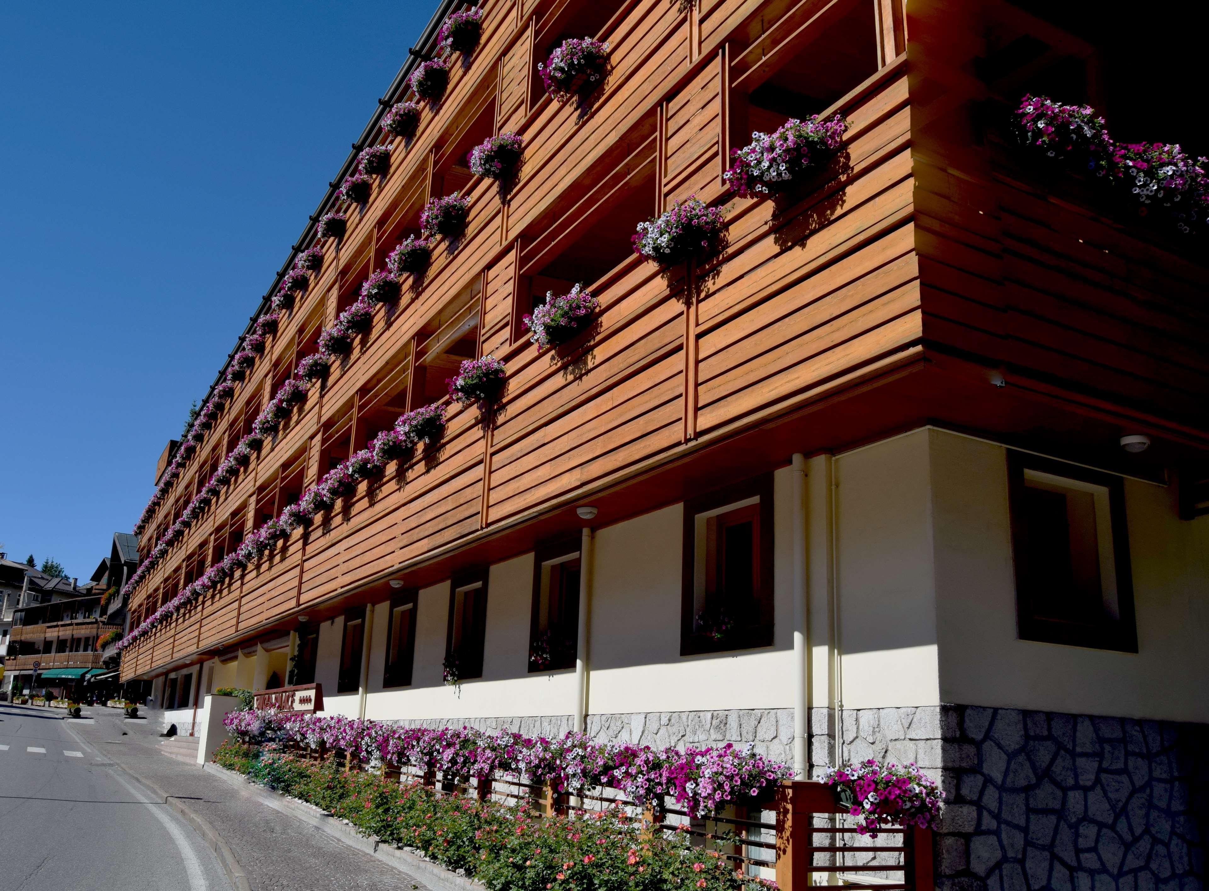 Radisson Residences Savoia Palace Cortina d’Ampezzo Esterno foto