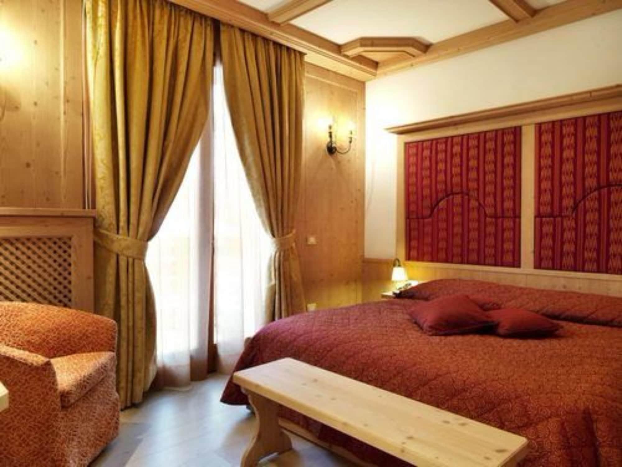 Radisson Residences Savoia Palace Cortina d’Ampezzo Esterno foto