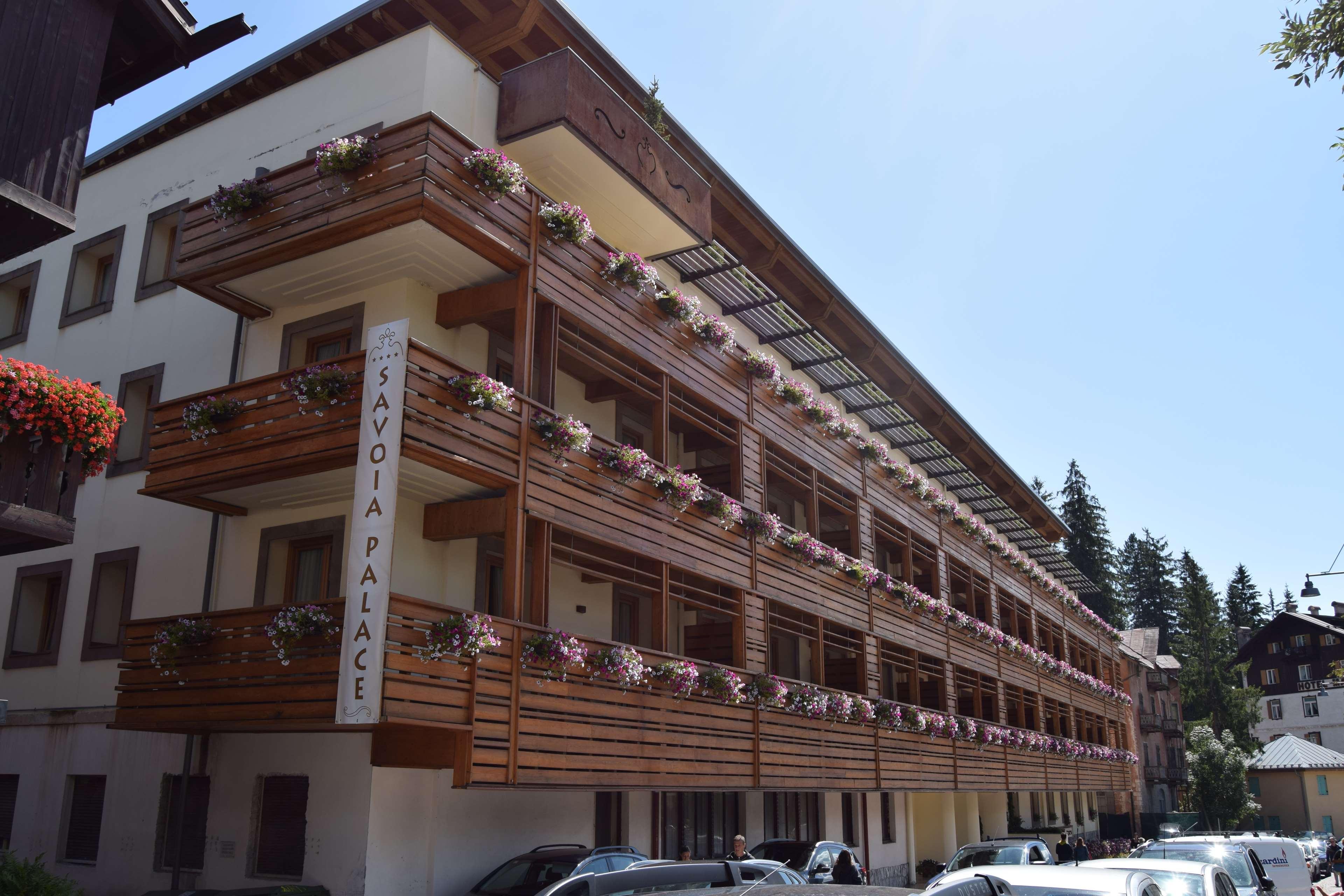 Radisson Residences Savoia Palace Cortina d’Ampezzo Esterno foto